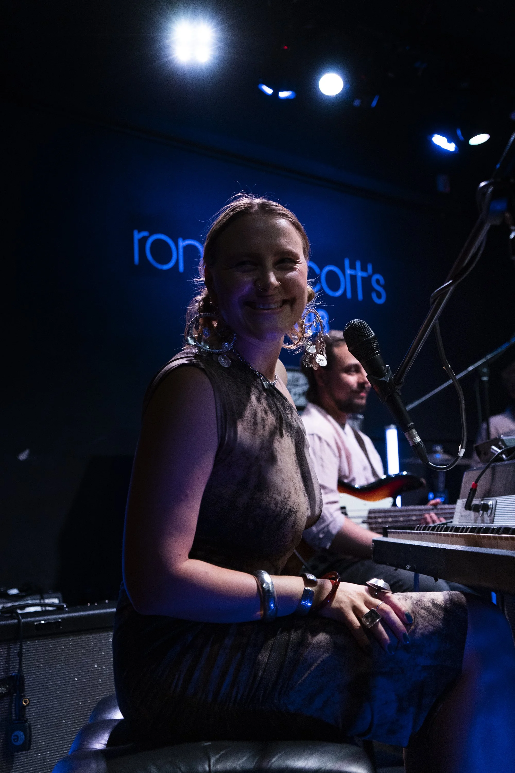 RONNIE_SCOTTS_04_05_23_ALLYSHA_JOY_003M.jpg