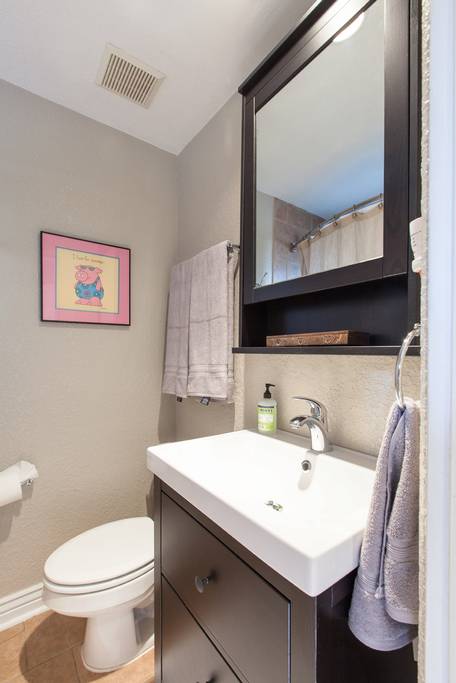 Denver Airbnb Bathroom