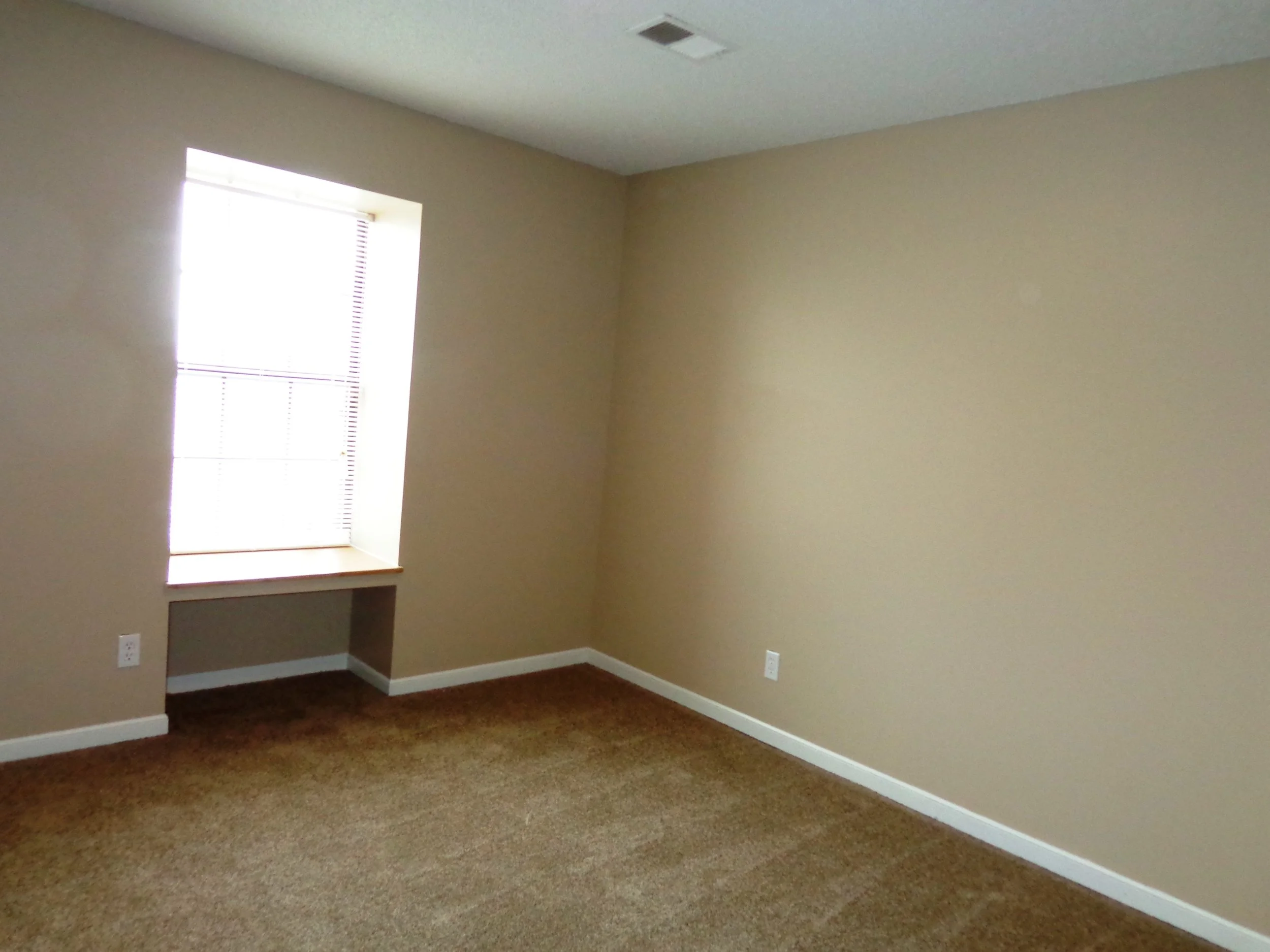 bedroom.jpg