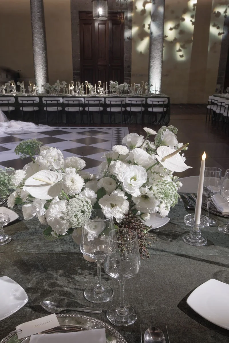 0100 BUKE x Feli.jpg