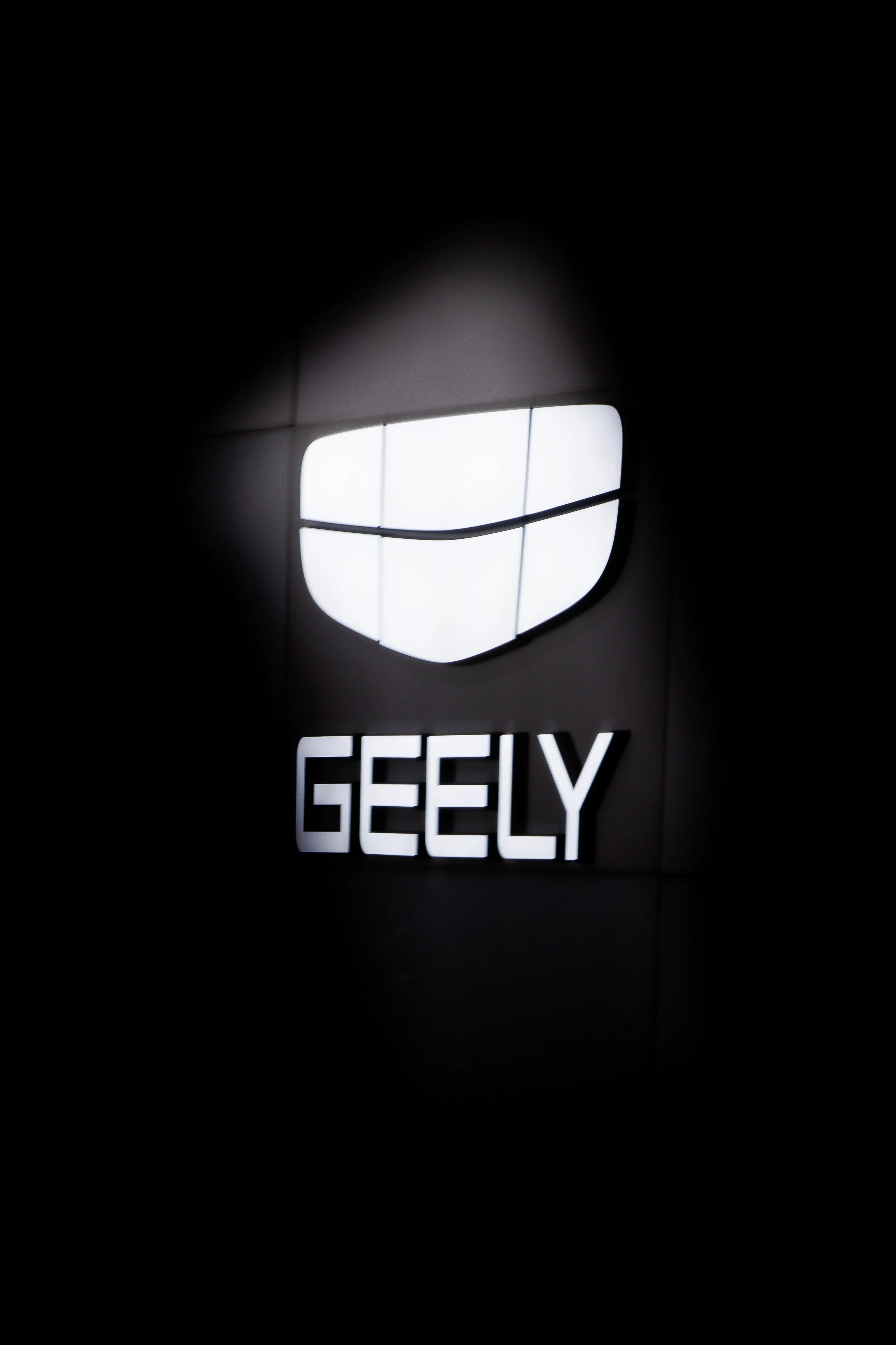 0037 GEELY - PUE.jpg