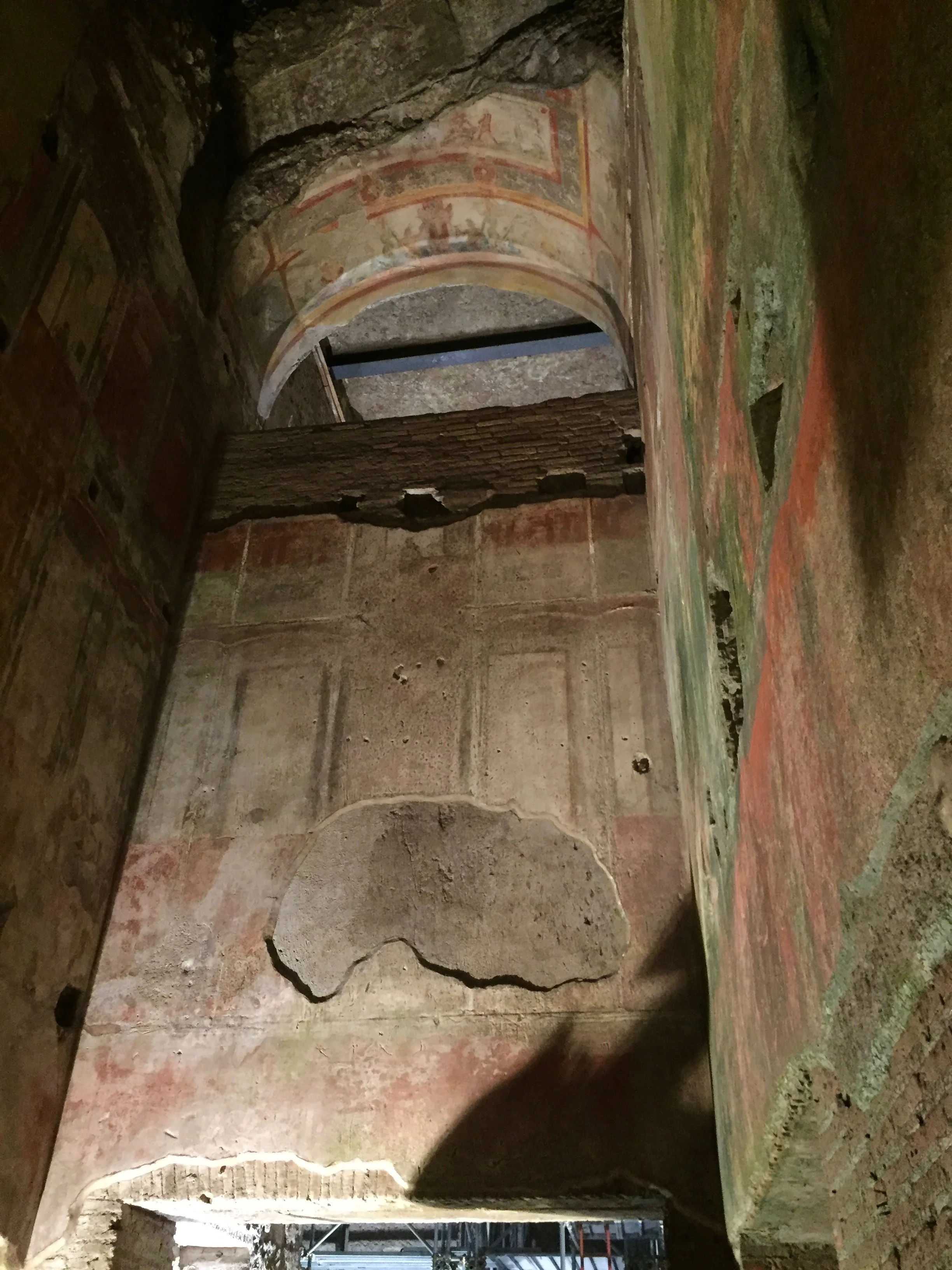 Ceilings more than 30 ft high within Nero's palace