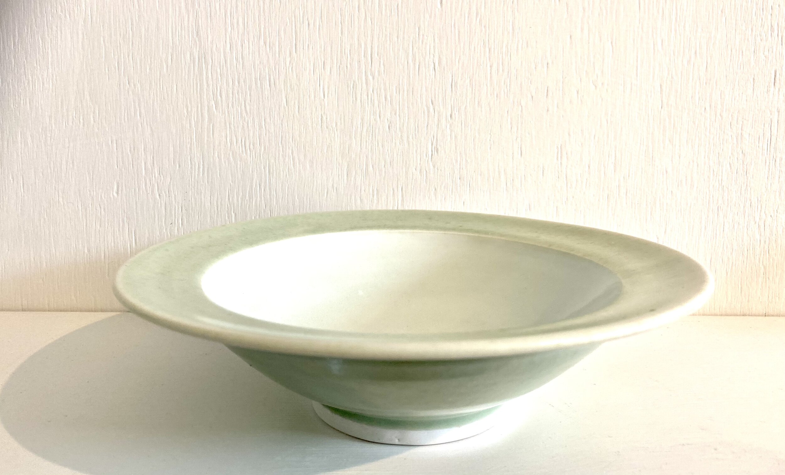 Wide rimmed bowl