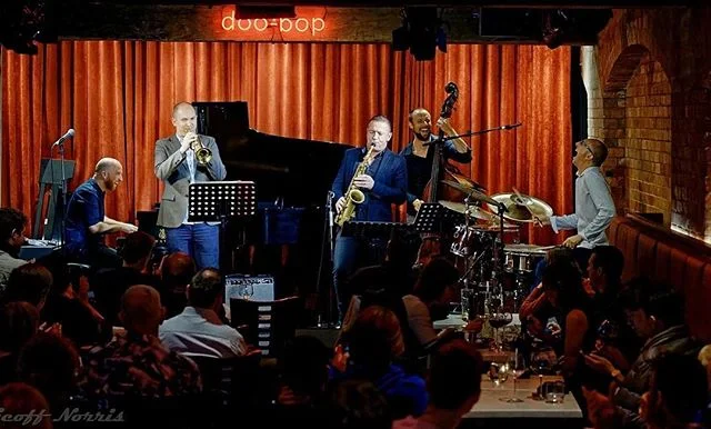Thanks to Geoff Norris for this great photo from last night&rsquo;s gig. What a night! We had a blast (as you can tell!). Hope to see you again soon, Brisbane.  #speedballtheband #jazz #wehavemovedtour #doobopjazzbar #brisbane #australianjazz 
@matjo