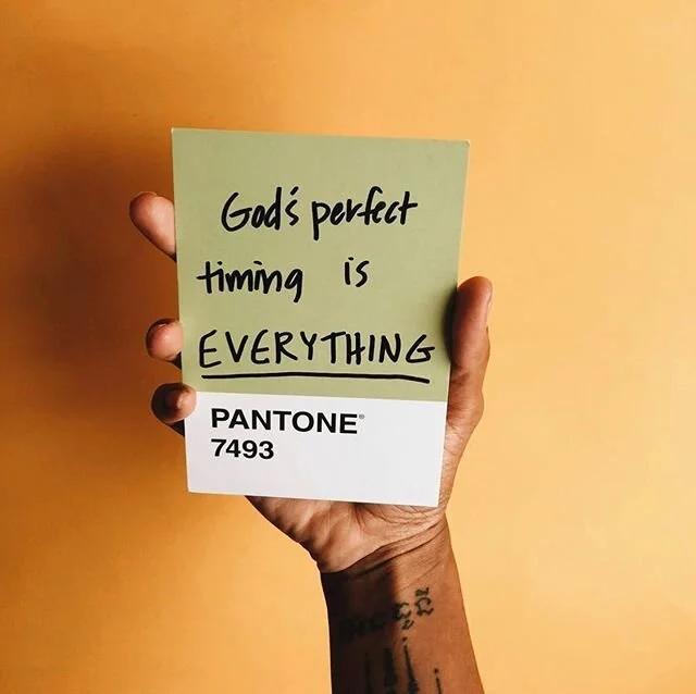 Drop a 💛 if you know God&rsquo;s timing is everything! 😩👏🏽👏🏽👏🏽 May you stay close to God as you continue to allow him to lead you this week. May you know that his presence is constant &amp; He has his very best for you. Although God&rsquo;s t