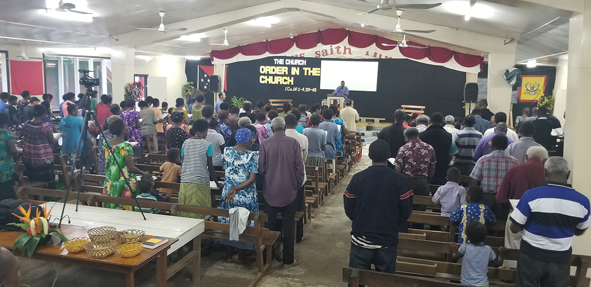 DBC Crowd5.jpg
