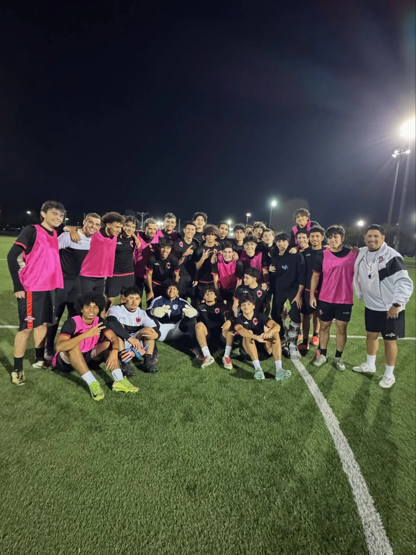 🎬⚽ 𝐒𝐏𝐄𝐂𝐈𝐀𝐋 𝐆𝐔𝐄𝐒𝐓 𝐀𝐓 𝐓𝐑𝐀𝐈𝐍𝐈𝐍𝐆 ⚽🎬

𝐋𝐚𝐬𝐭 𝐧𝐢𝐠𝐡𝐭 𝐰𝐞 𝐡𝐚𝐝 𝐭𝐡𝐞 𝐩𝐫𝐢𝐯𝐢𝐥𝐞𝐠𝐞 𝐨𝐟 𝐰𝐞𝐥𝐜𝐨𝐦𝐢𝐧𝐠 𝐌𝐢𝐚𝐦𝐢&rsquo;𝐬 𝐨𝐰𝐧 𝐃𝐚𝐧𝐧𝐲 𝐑𝐚𝐦𝐢𝐫𝐞𝐳 𝐭𝐨 𝐭𝐡𝐞 𝐟𝐢𝐞𝐥𝐝.

𝐀 𝐩𝐫𝐨𝐮𝐝 𝐠𝐫𝐚𝐝𝐮𝐚𝐭𝐞 𝐨