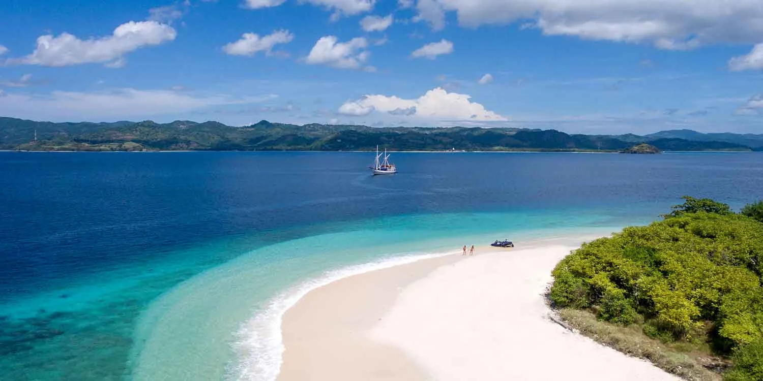 Ocean-Pure-exploring-private-islands.jpg