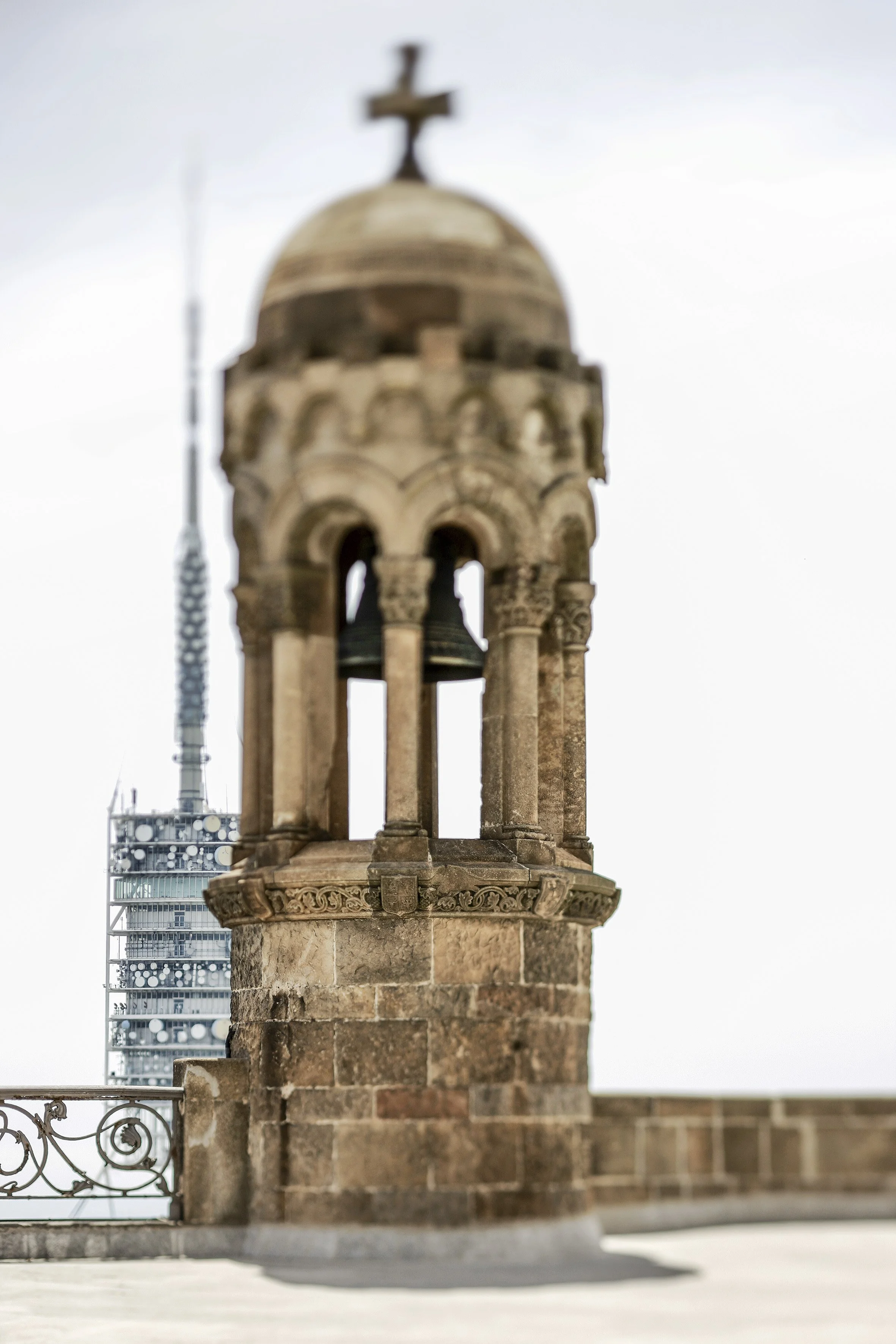 Temple expiatori del Sagrad Cor, Plaça de Tibidabo - Torre de Colserola