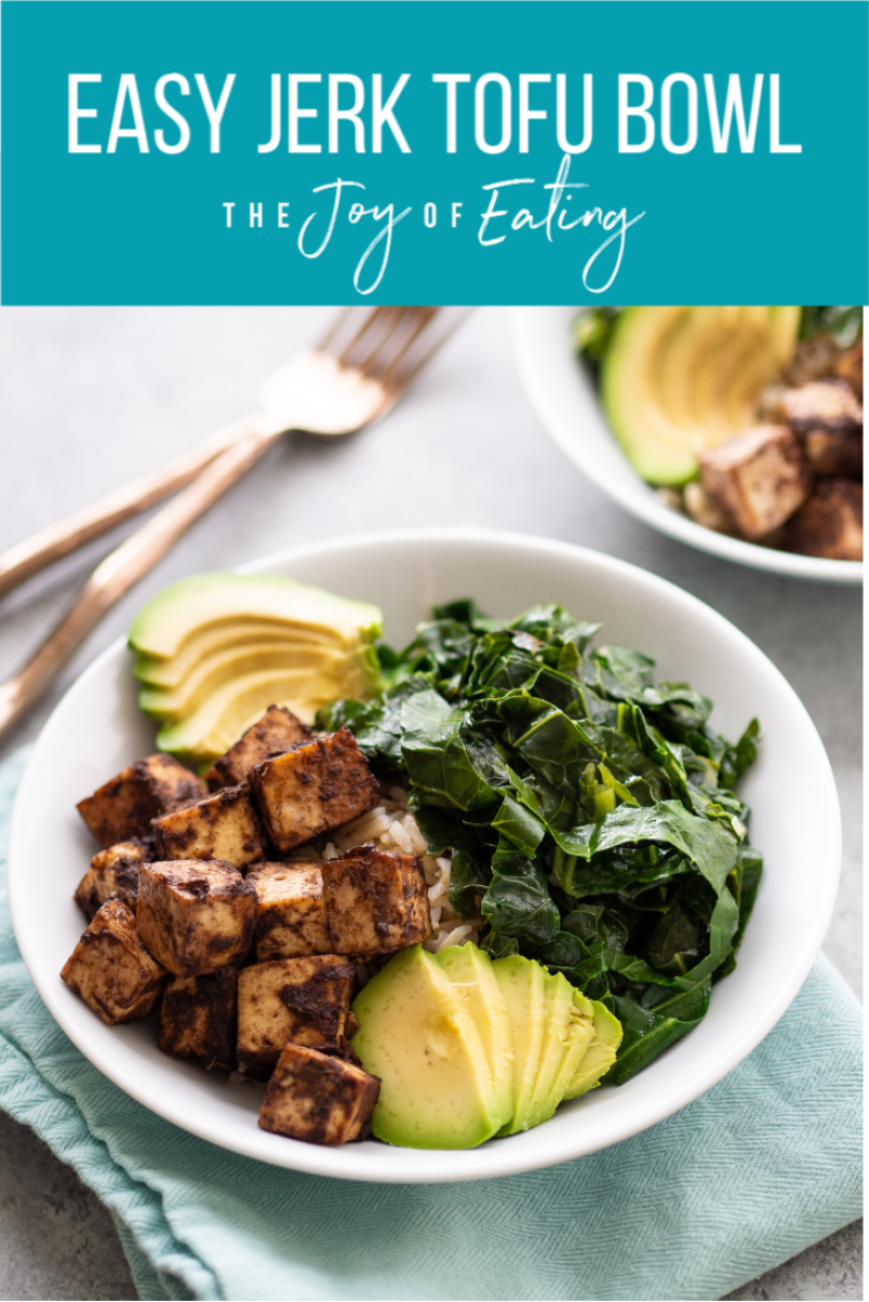 this easy jerk tofu bowl is such a great recipe to spice up your grain bowl recipes #vegetarian #tofu #grainbowl #healthydinner #healthyfood #bowlrecipe