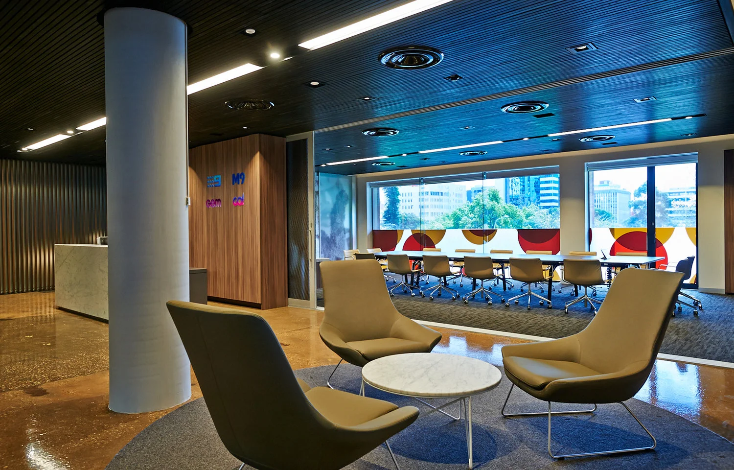 enoki-interior-channel9-1.jpg
