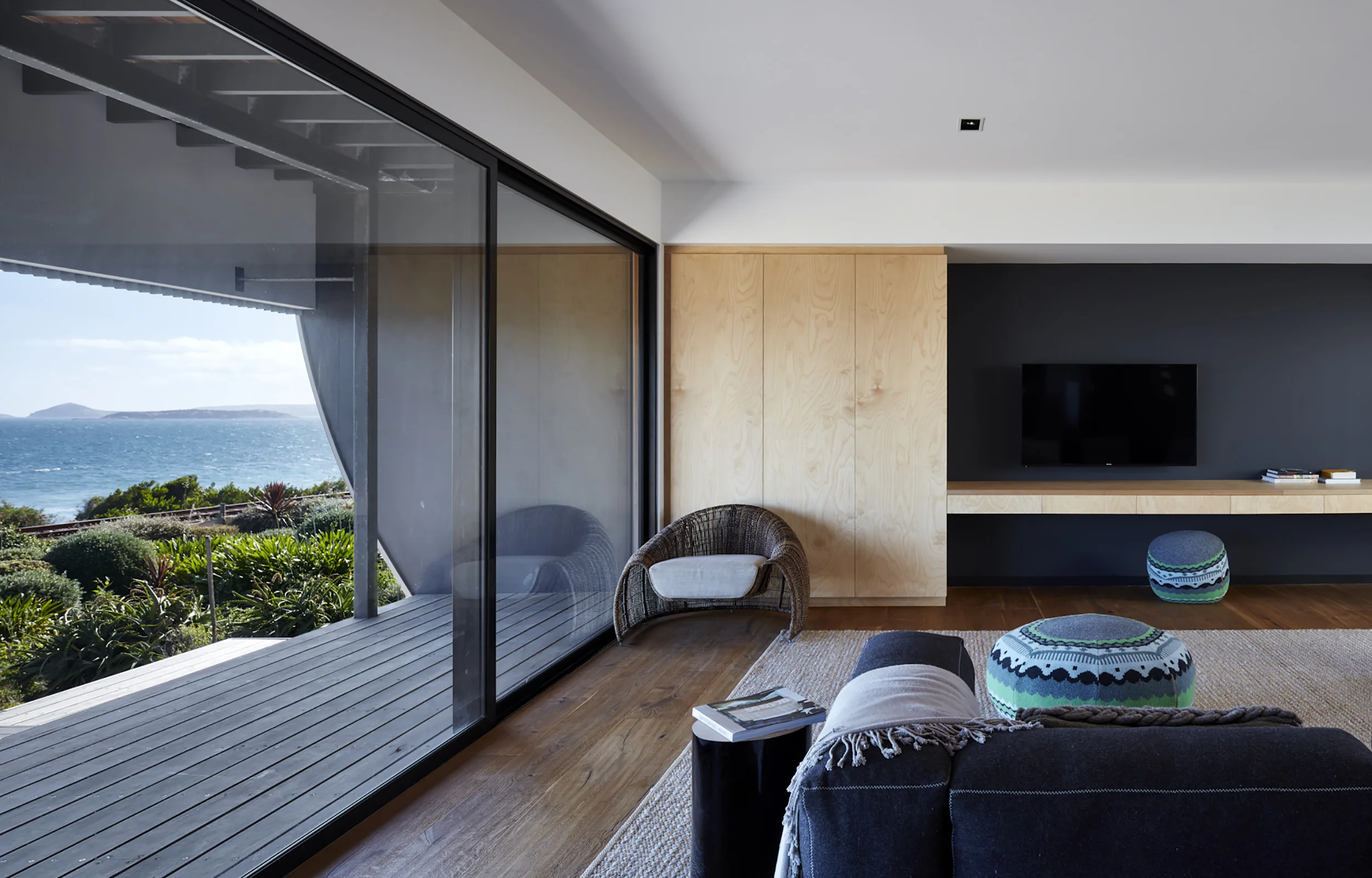 enoki-interior-BoomerBeachHouse-4.jpg