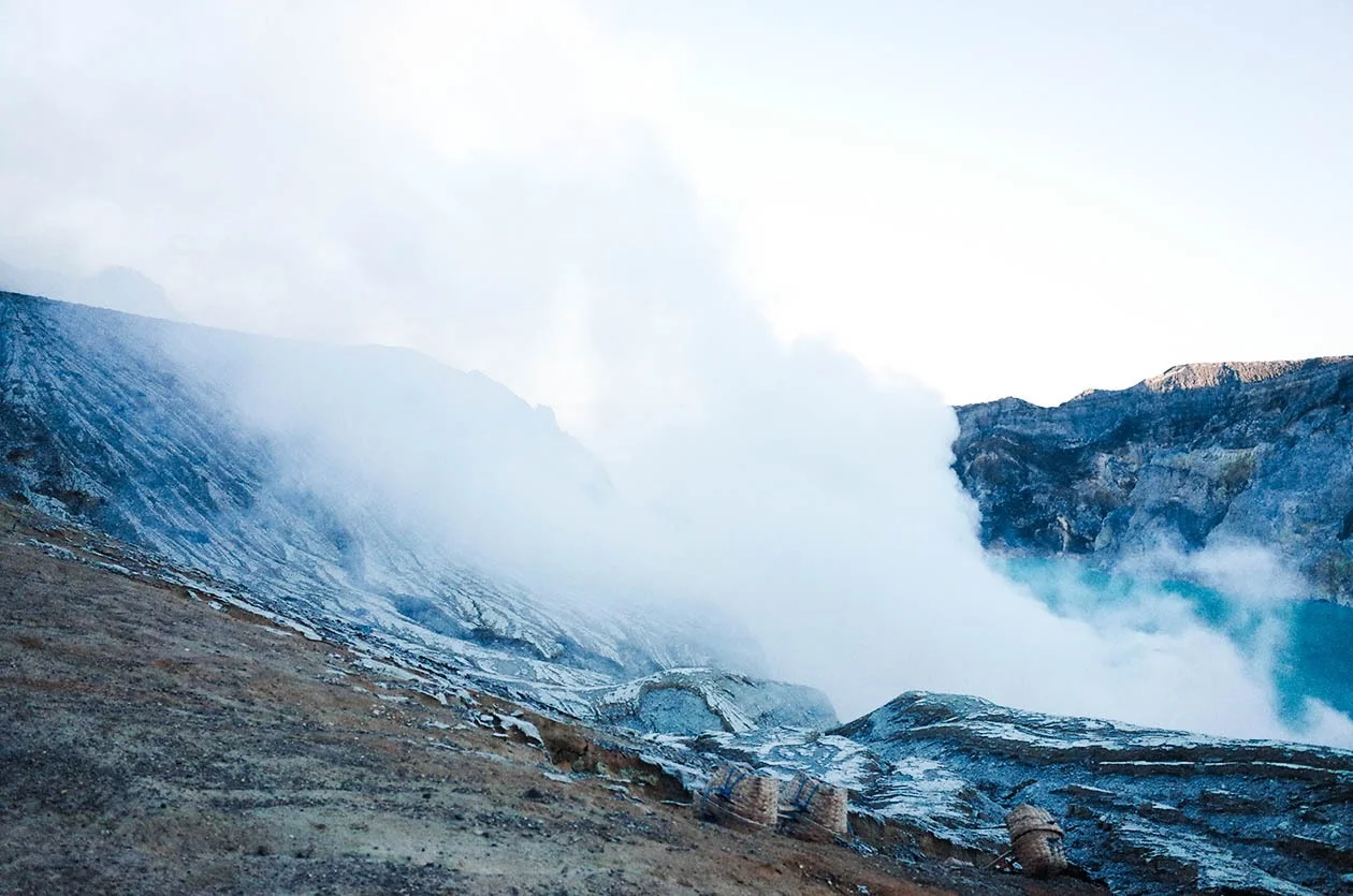 KANO Travel & Trip to Banyuwangi Indonesia | IJEN. photo by : @reitadevita