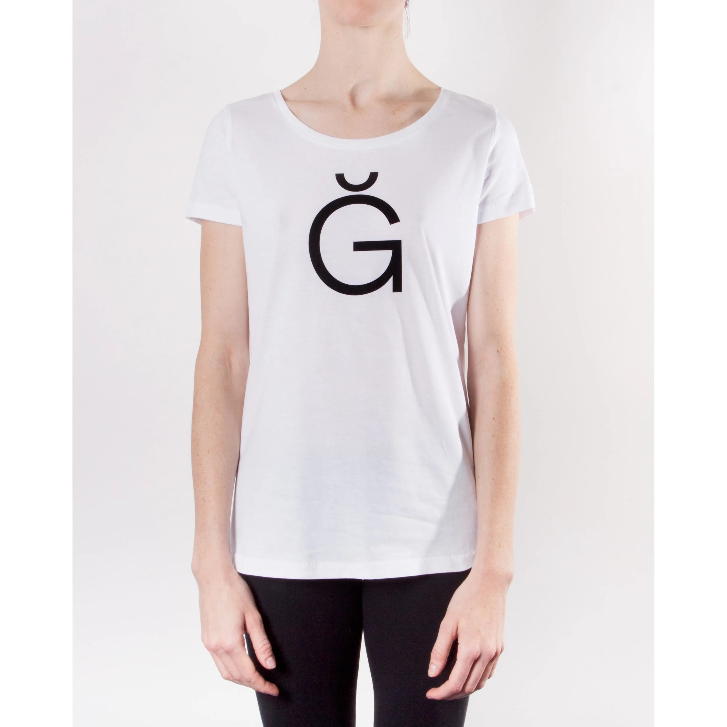 TUGCAN DOKMEN ğ-SHIRT small print, white