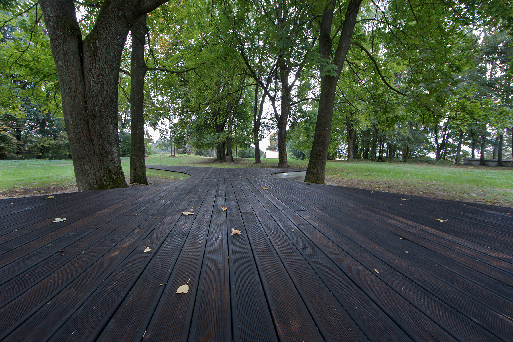 Unism Studio - Levitating Theatre - Photo Detail 3.jpg