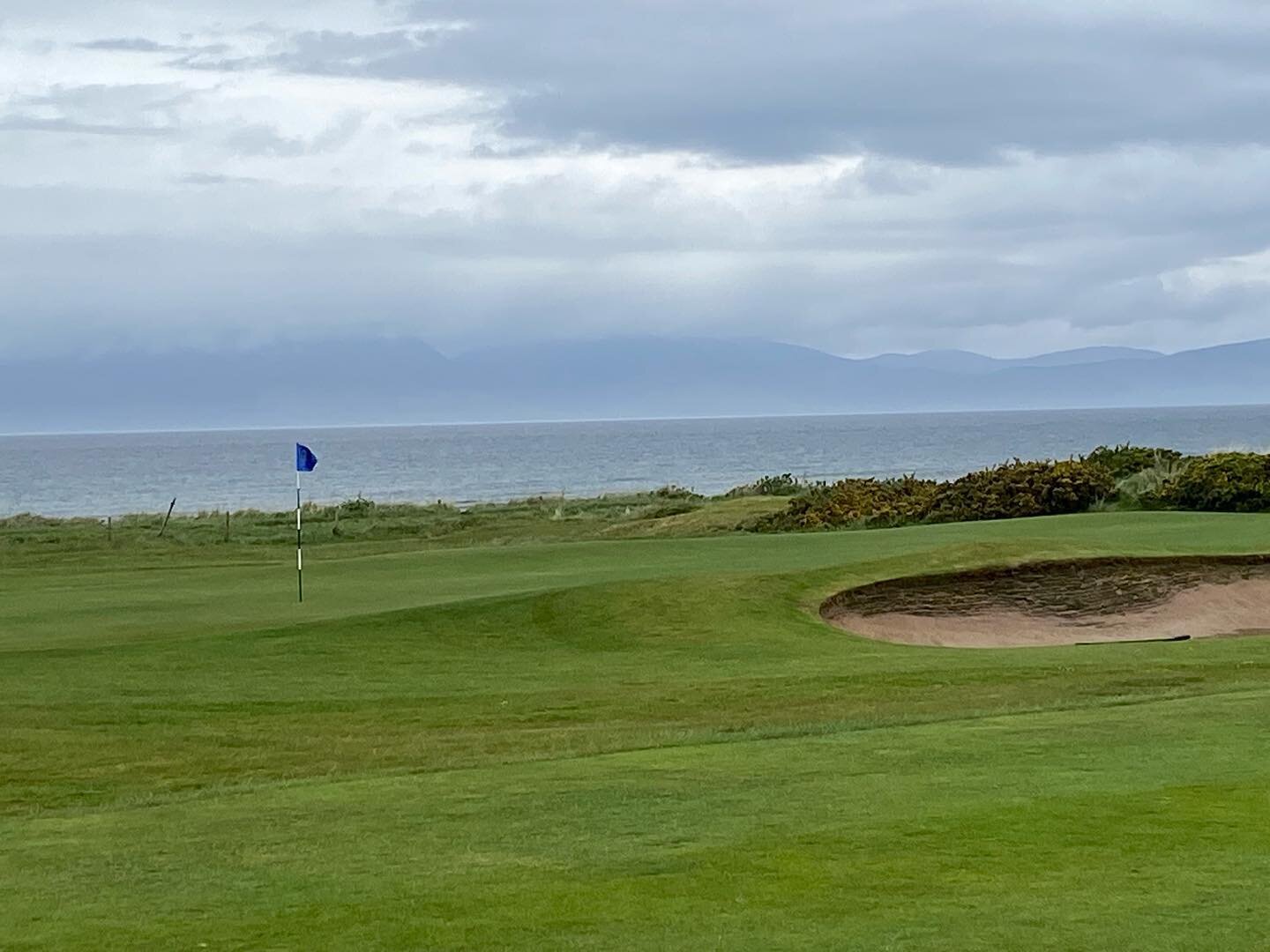 West Kilbride Golf Club; a very civilised place to play with, I am told, fabulous views. Old fashioned holiday seaside links at it&rsquo;s best. Thank you for entertaining us and being so generous for the benefit of Alzheimer&rsquo;s Society. Blogpos