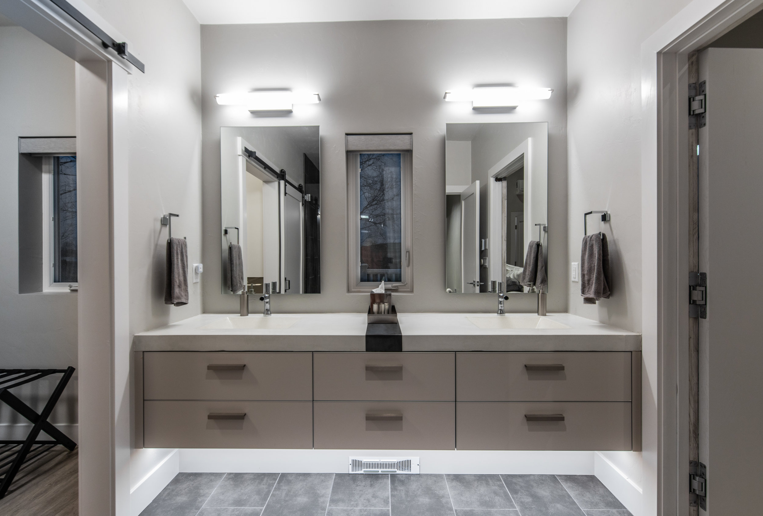 Monte Carlo's master bath is literally, picture perfect.