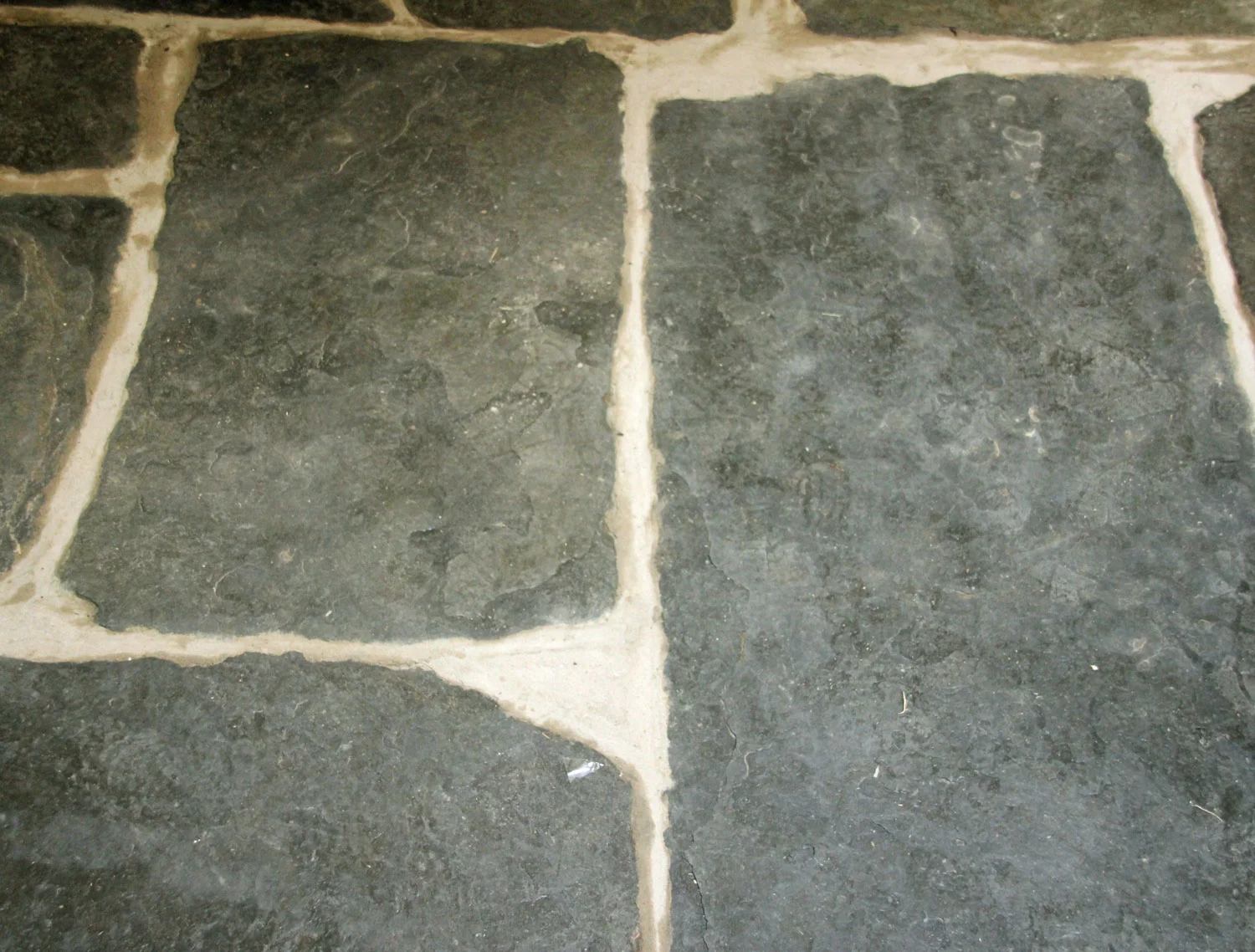 Flagstone floor