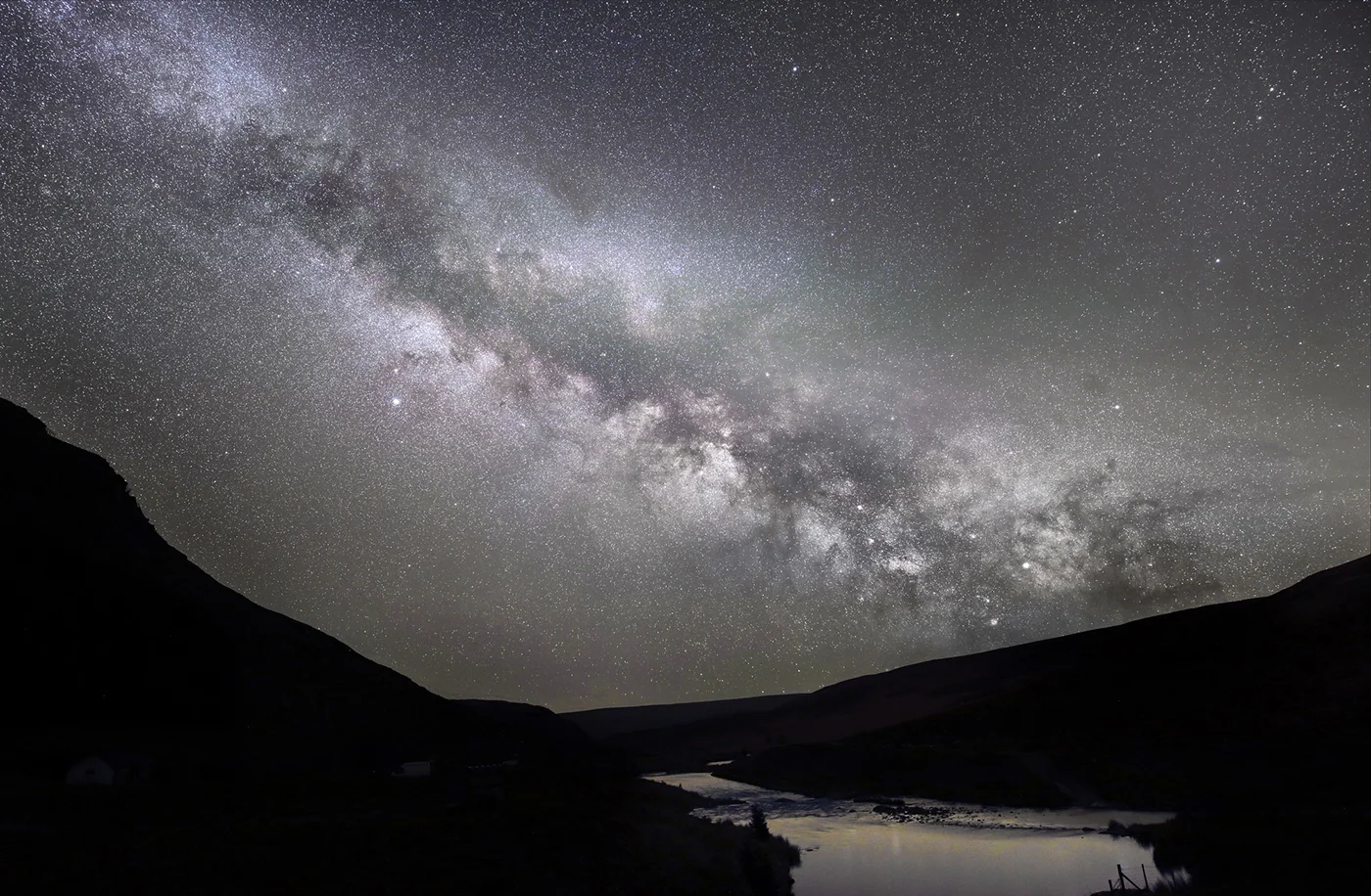 Milky Way from Elan Valley (picture www.ElanValley.org.uk)