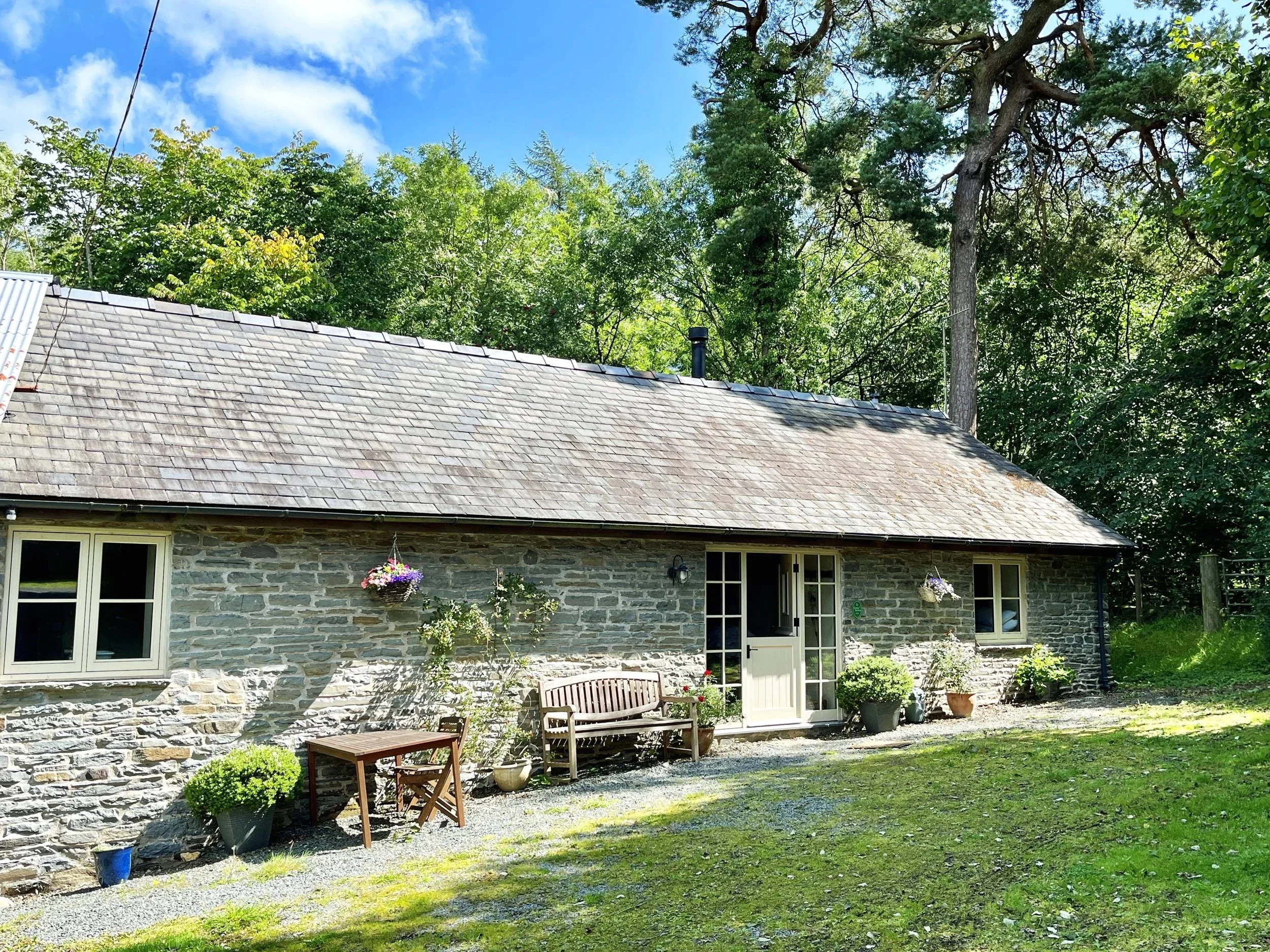 Front of Drovers Aug 2023.jpg