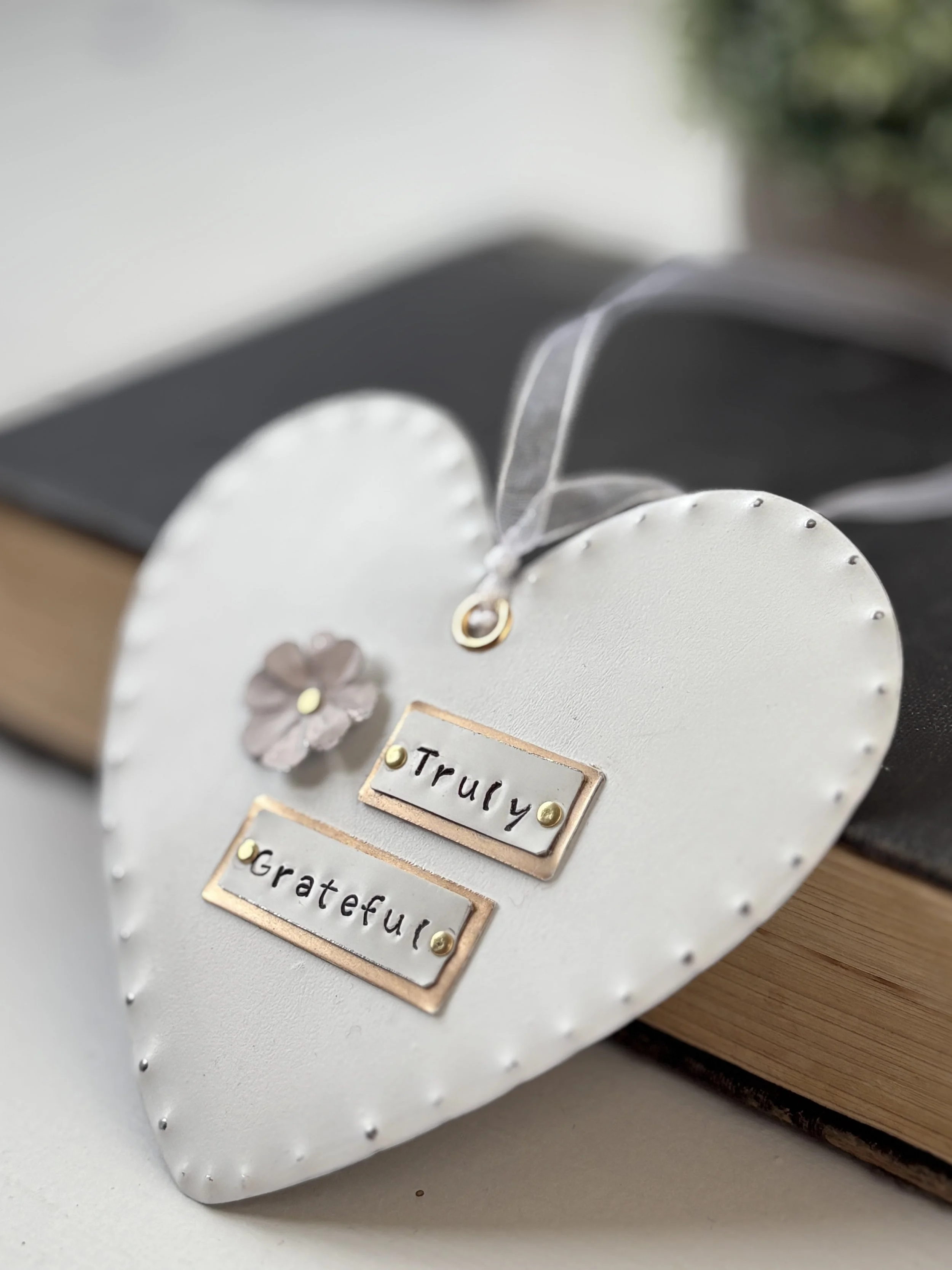 Truly Grateful Heart Ornament – Tin Keepsake Gift