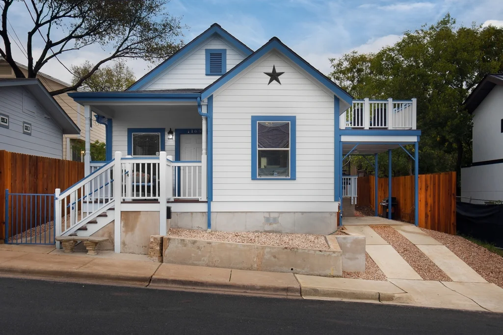 LISTED FOR $499,00