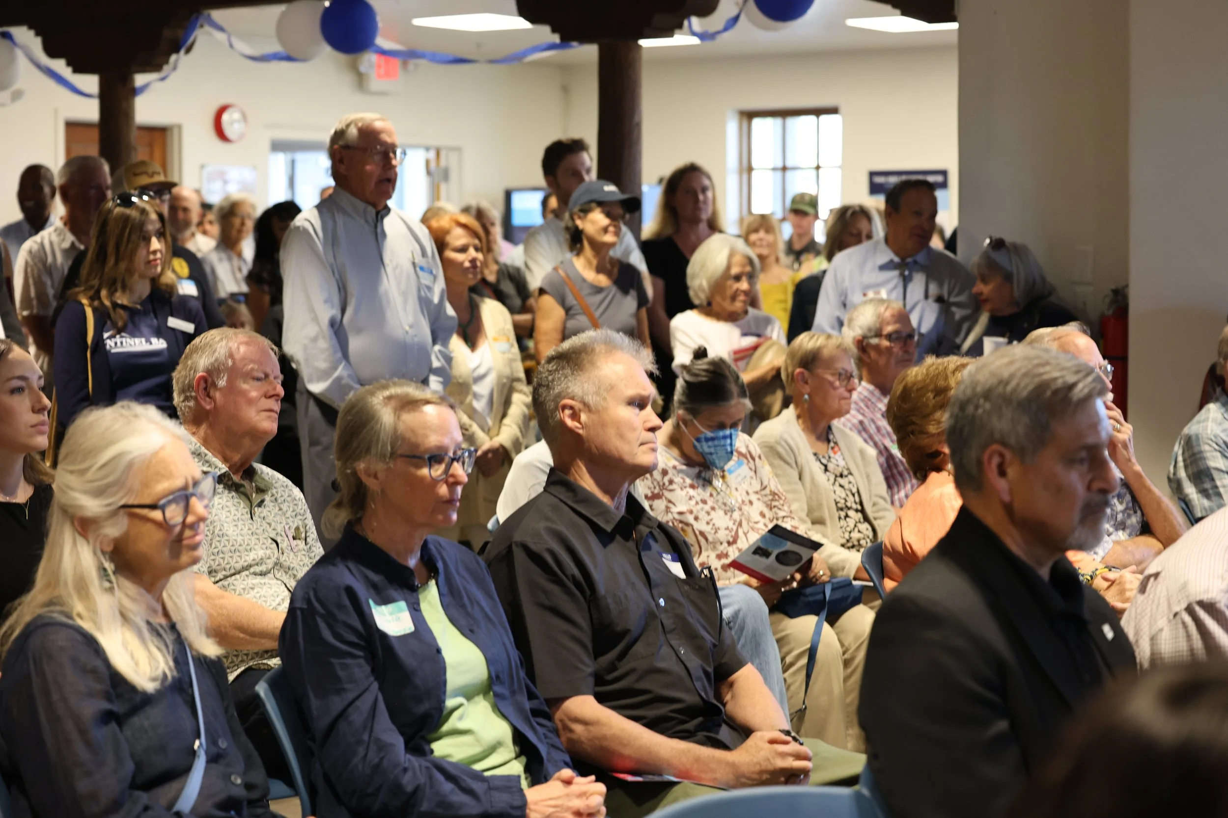 Crowd 7.JPG