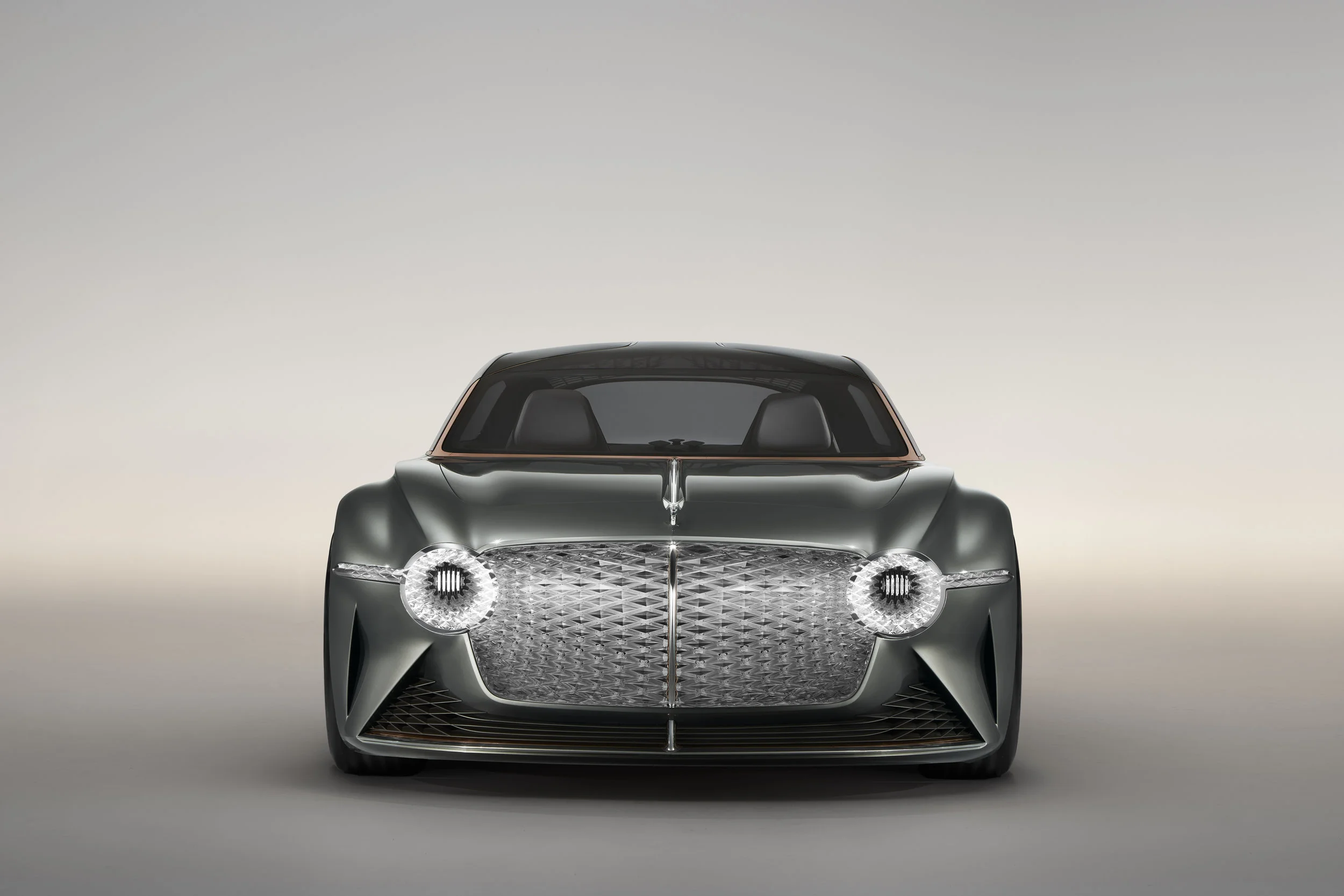 Bentley EXP 100 GT (5).jpg