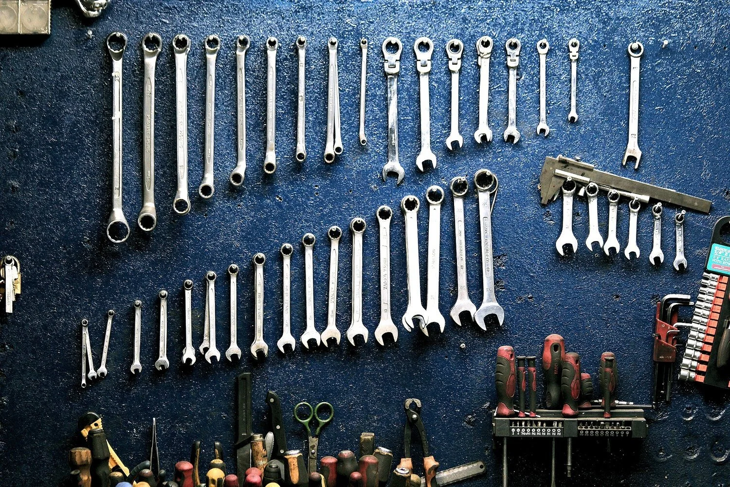 Dealership Service or Local Mechanic?