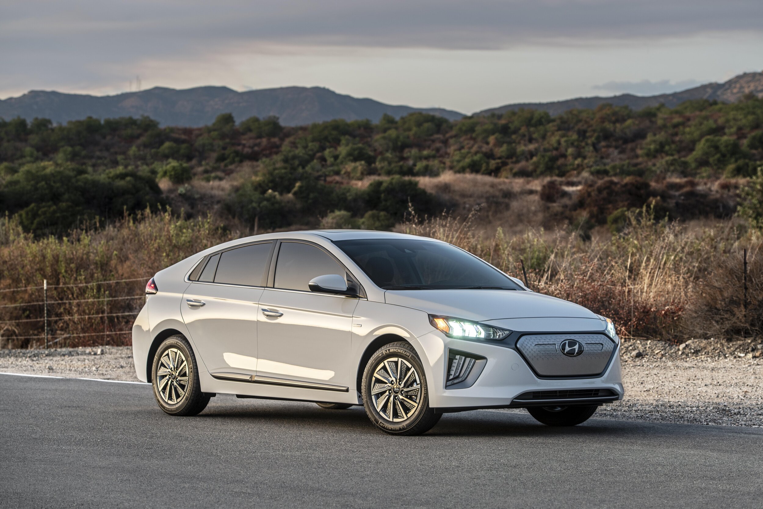 How an electric vehicle works, from the wheels up