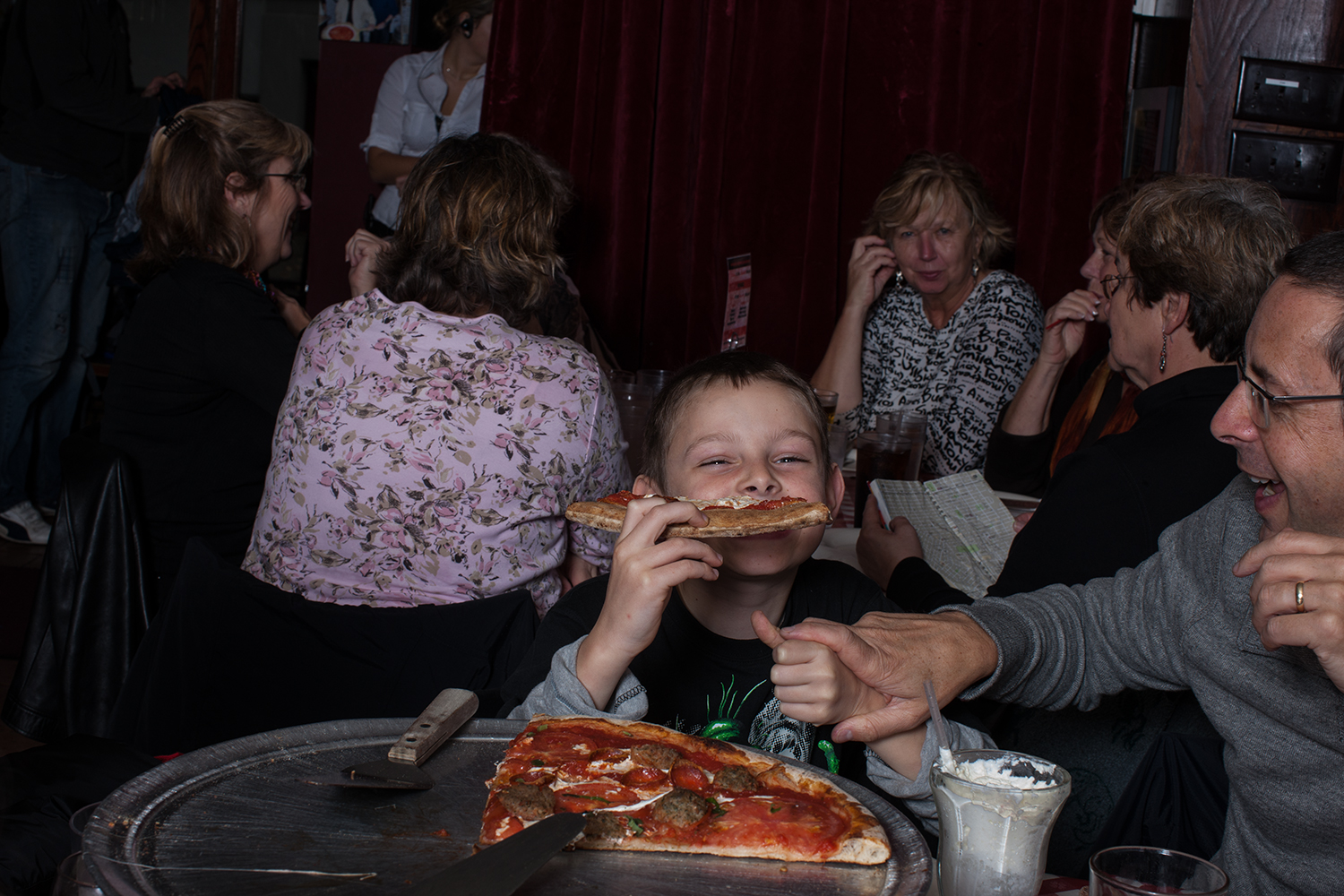  Busy but efficient, Lombardi's is frequented by tourists and locals alike. 