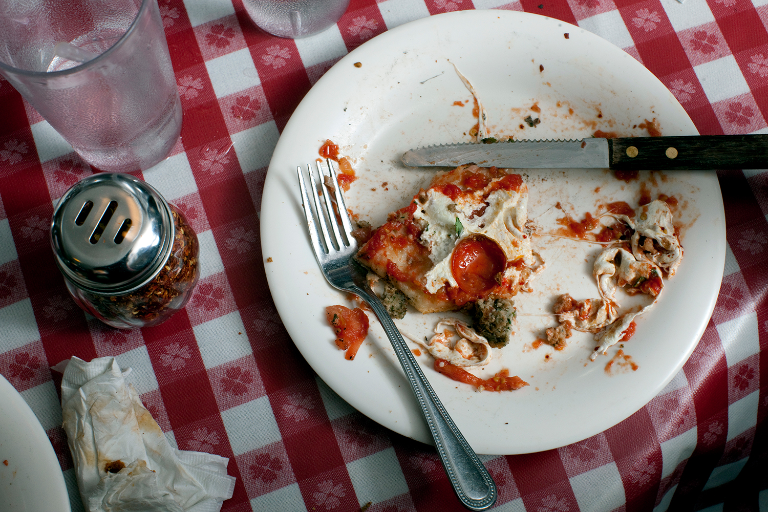  Lombardi's pepperoni curls a bit and gets good crispy edges. LIKE. 