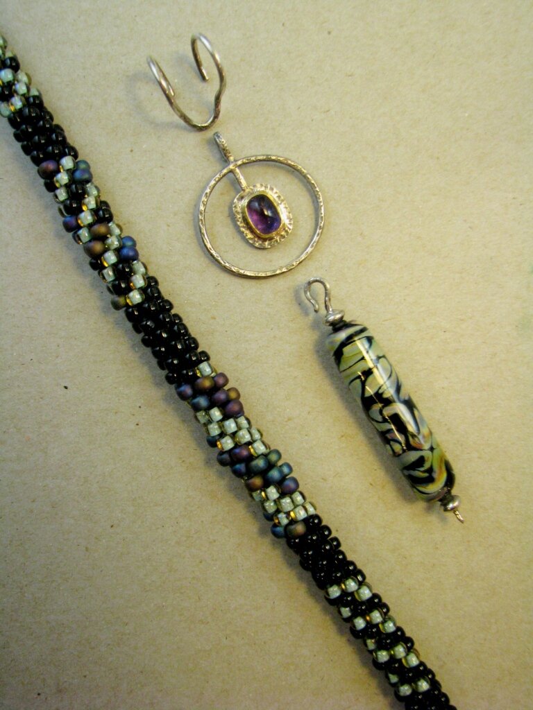 Traveler's necklace set