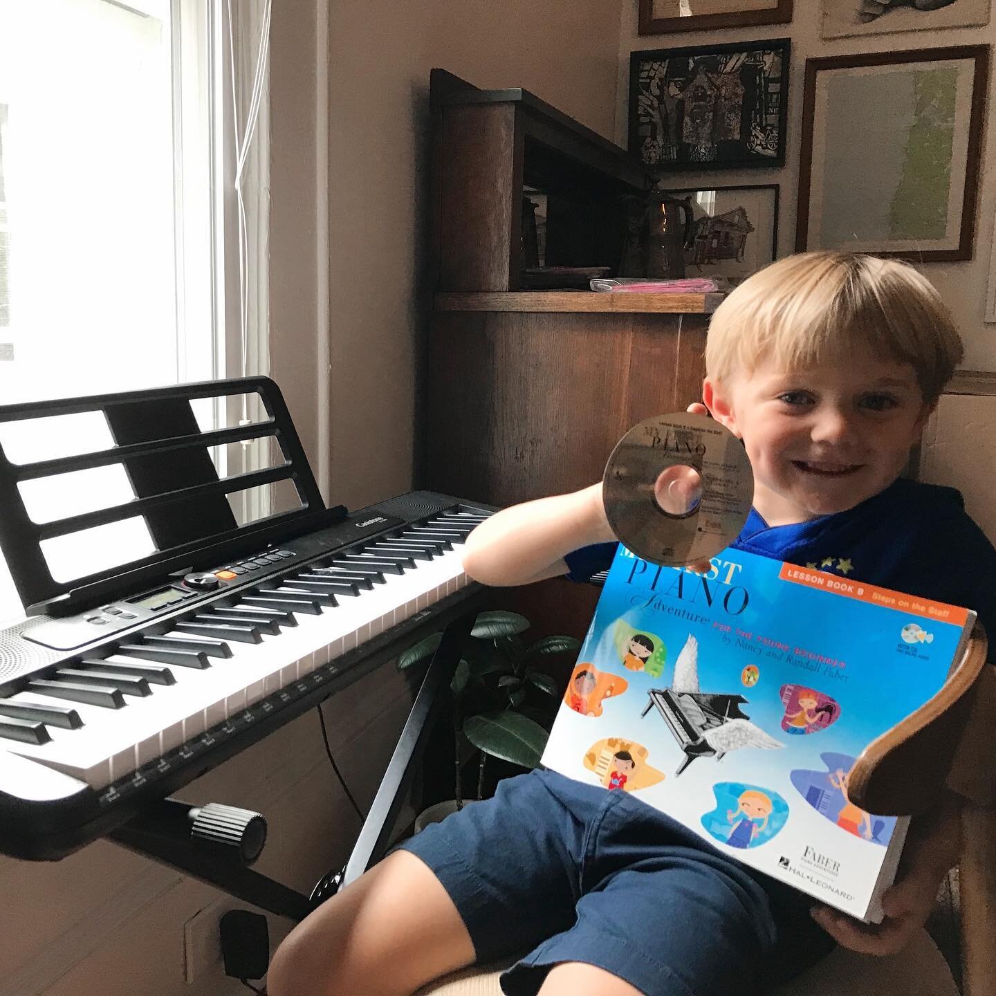 💯 Wahoo! Max (6) just completed his 2nd piano book with LTM! We are so proud of your hard work, keep it up.