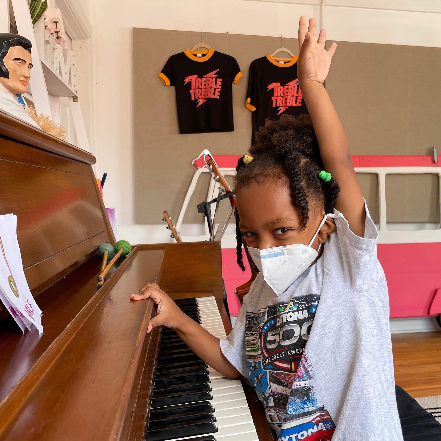 🙌 Raise your hand if you&rsquo;re ready to rock! Syx (5) is thrilled to be back at the studio &amp; exploring the piano this year. We can&rsquo;t wait to see what this showstopper performs at the fall concert (fun details on that coming soon)!