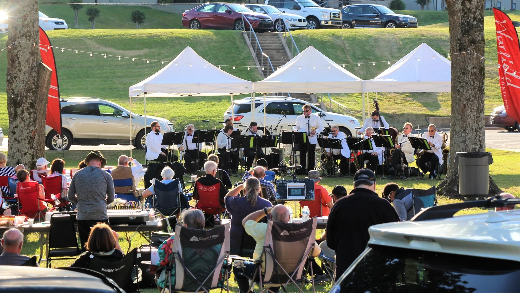 Enjoy world class entertainment throughout the year from the Warfield Concert Series! Musical concerts, ballets, outdoor concerts and Broadway caliber productions are free to the public from Warfield.