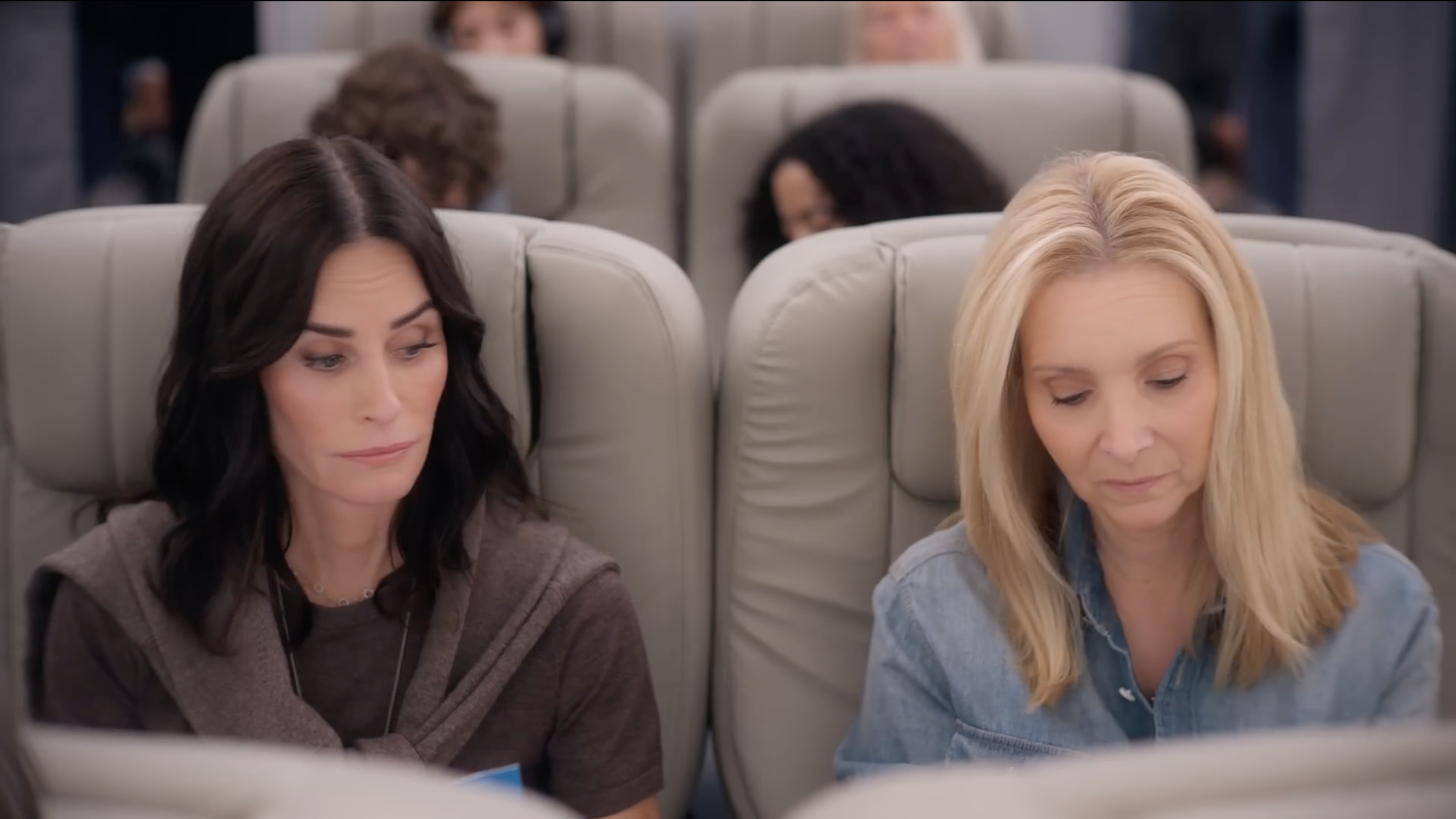 Royal Kingdom x Courteney Cox & Lisa Kudrow "Take a Trip" :60