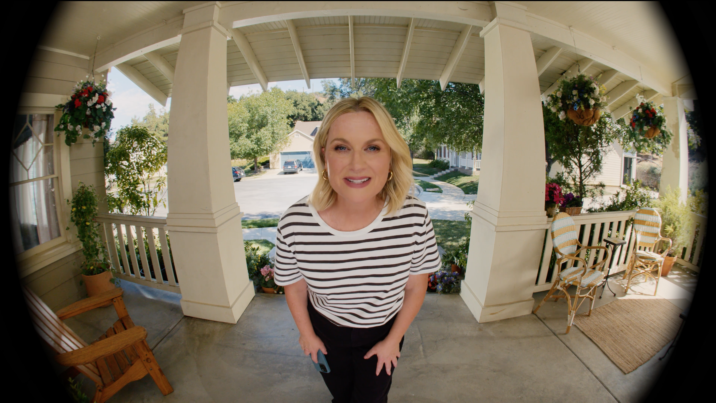 Royal Kingdom x Amy Poehler "Doorbell" :45