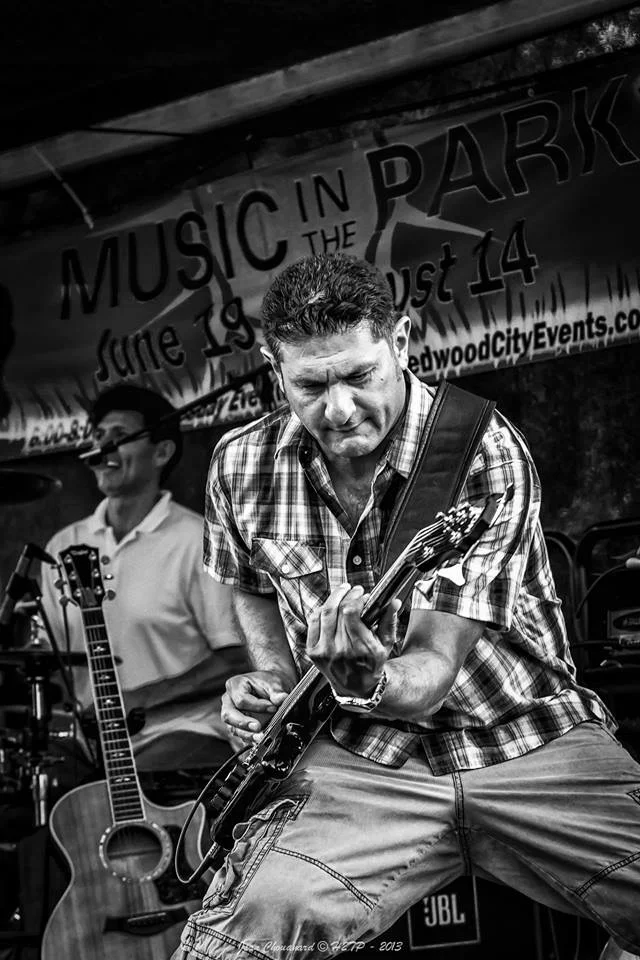 Who’s ready for some Rock and Roll with a touch of soul!? Local favorites Jokers and Thieves are back in our pub to get you dancing! Their last show in our pub was a hit, come see what the fuss is all about!