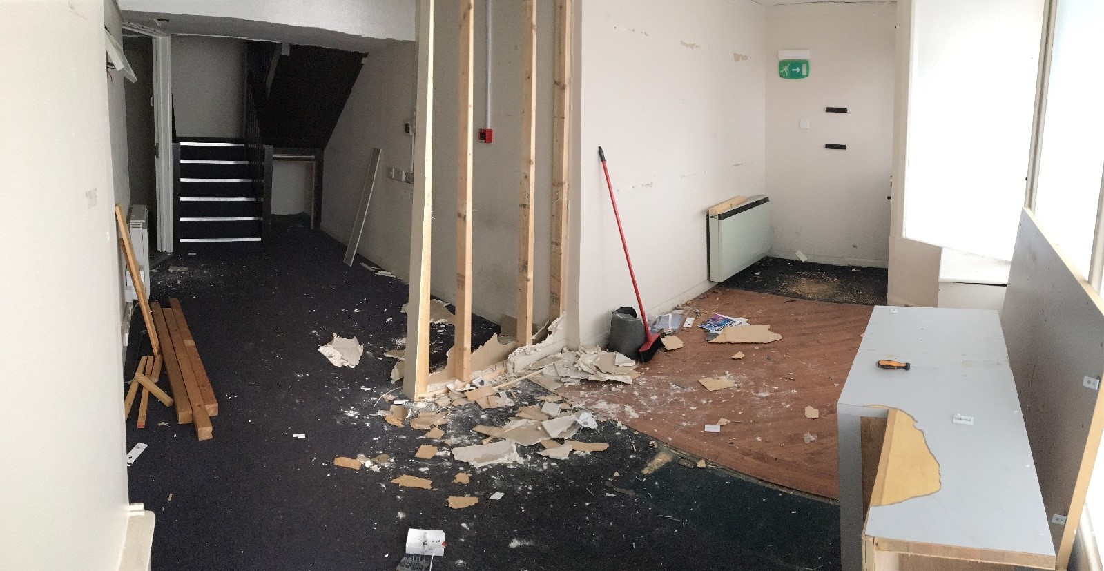 Showroom, day 1.jpg