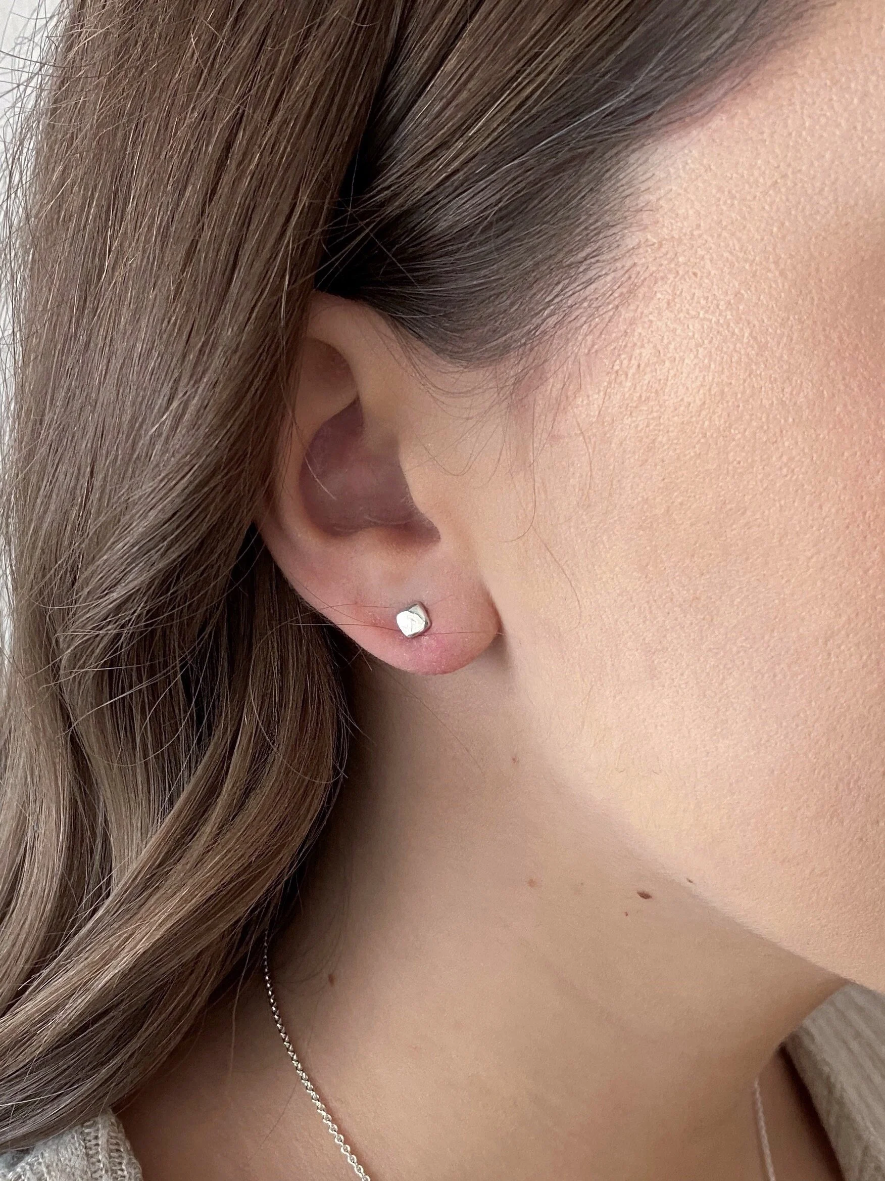 Pebble - soft square studs.JPG