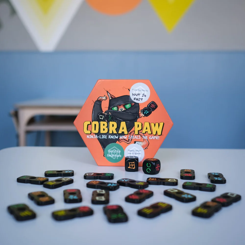 Cobra Paw game set up