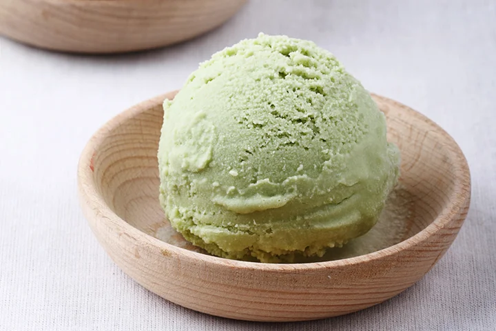 avoicecream2.jpg