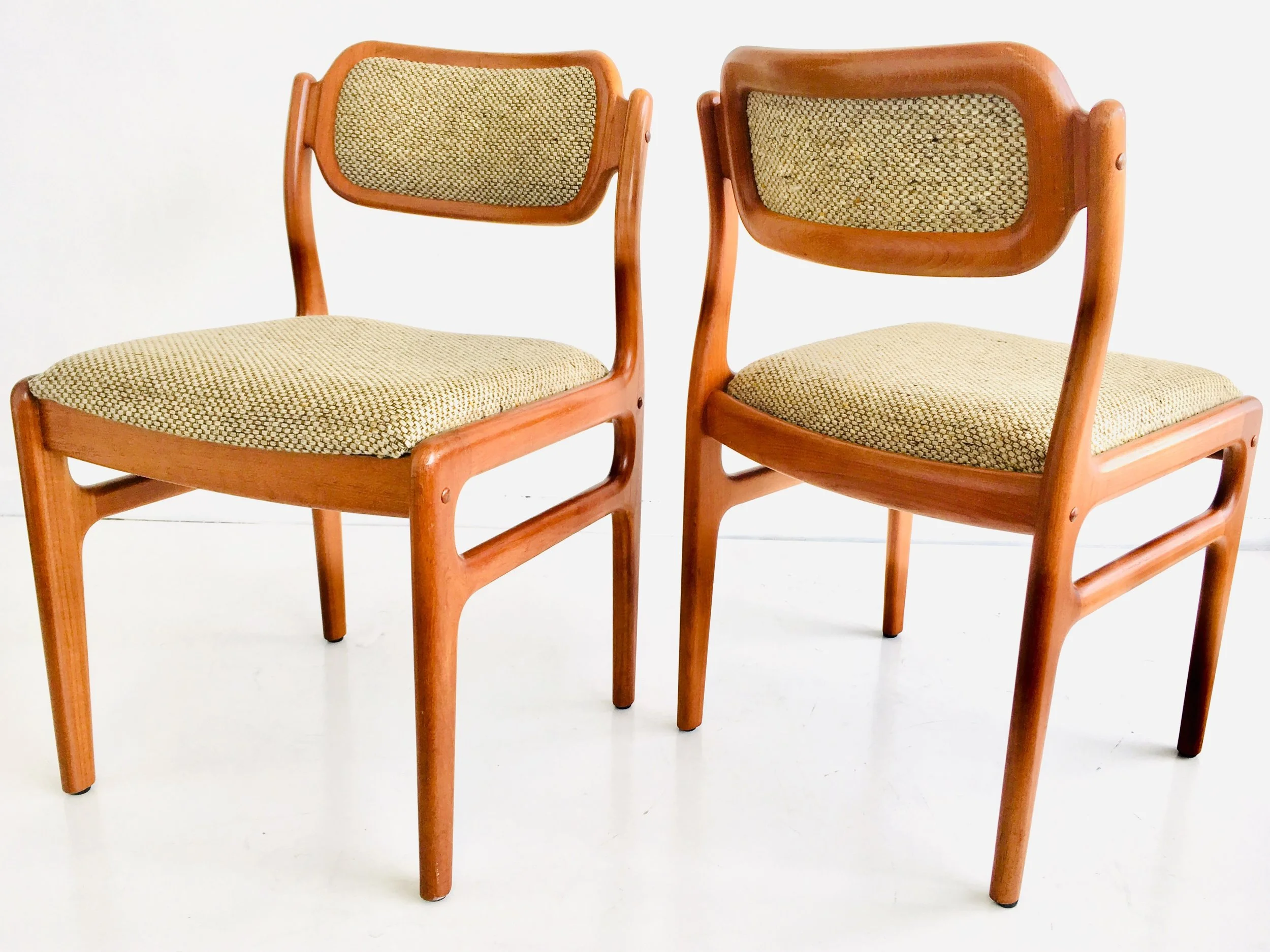Johannes_Anderson_D_Scan_Chairs_Clavel_Mid_Century_Furniture_Melbourne..JPG