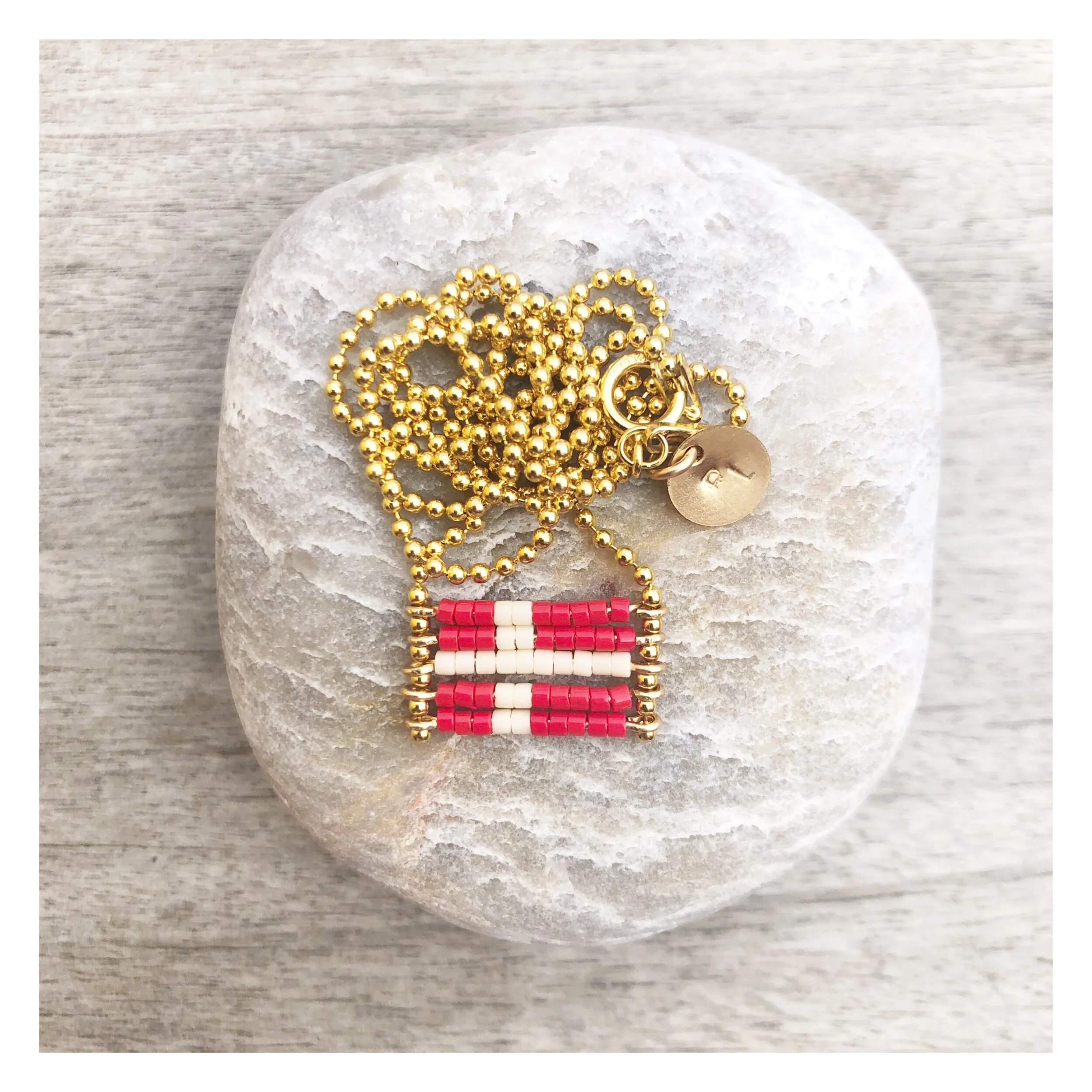 BB83B83E-97D7-467C-92E6-9AEA0F8C79C0