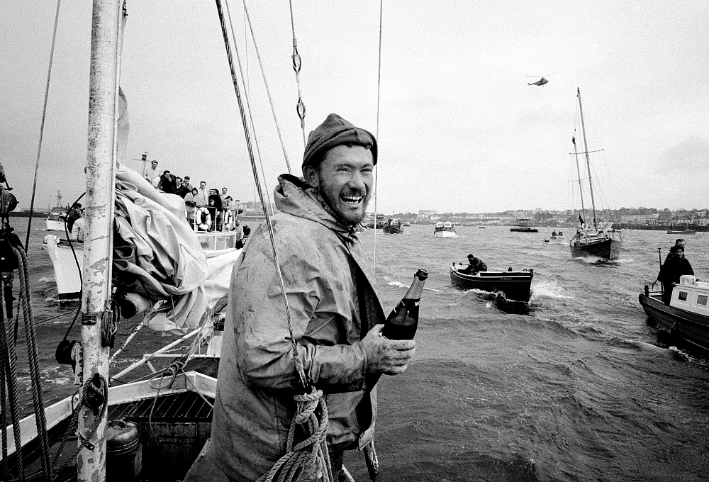 SAILORS SALUTE SIR ROBIN ON 50 YEAR ANNIVERSARY OF GOLDEN GLOBE VICTORY
