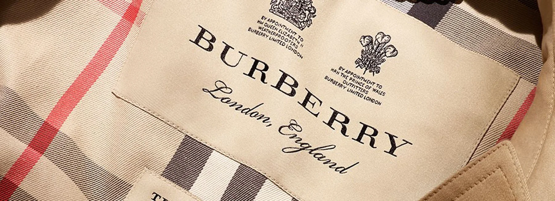 burberry-burns-bags-clothes-perfume-worth-28-million-counterfeit-designboom-1800.jpg