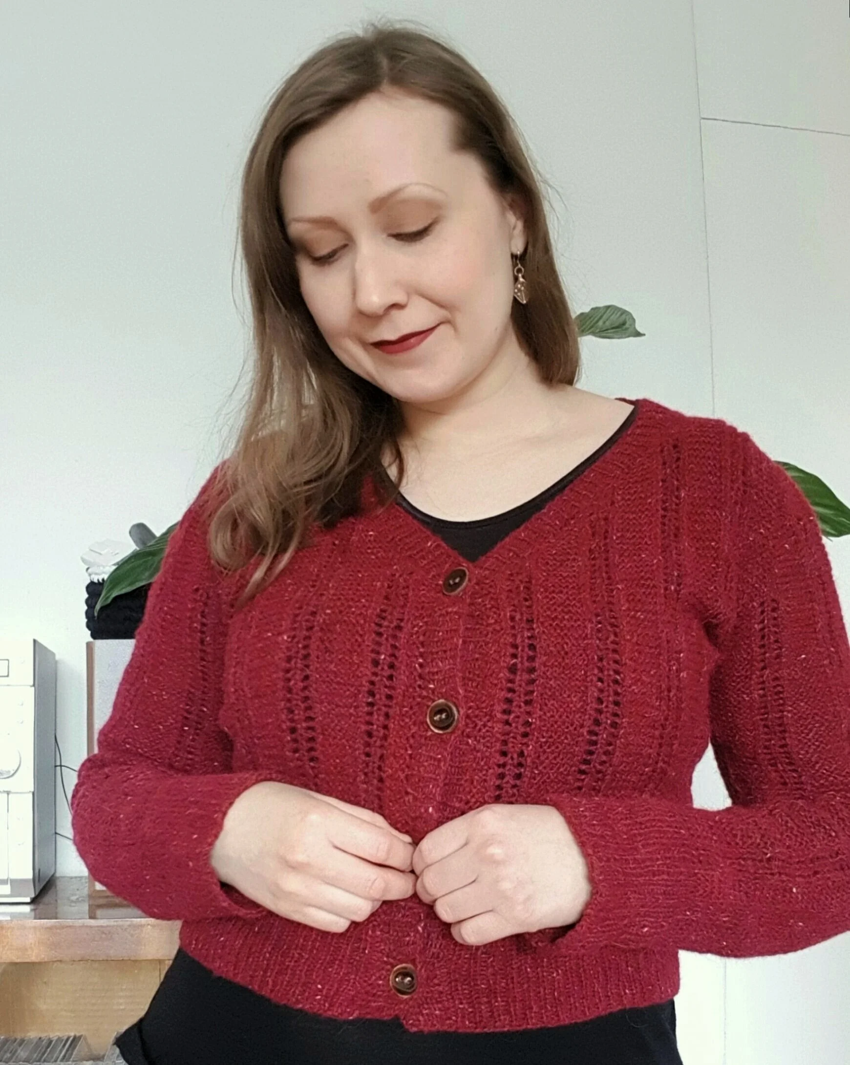 knitlish and sew - mary mead cardi with buttons.jpeg