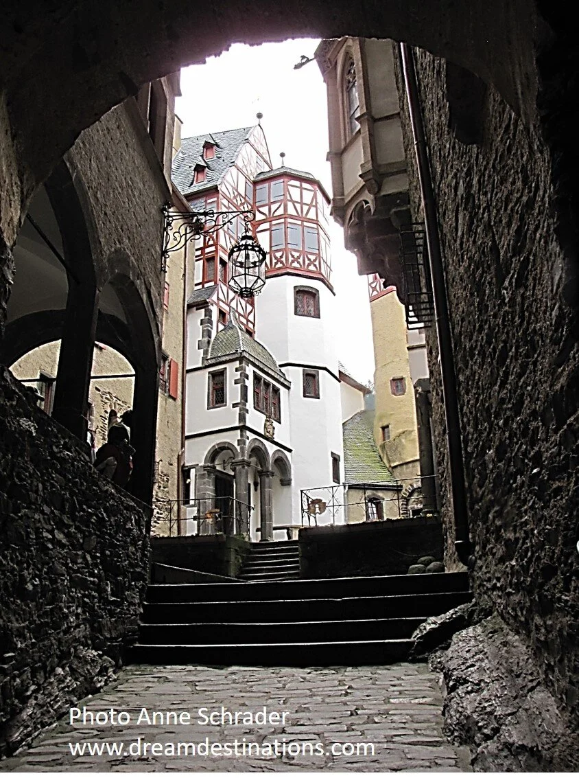 Going into the Small Courtyard of Burg Eltz