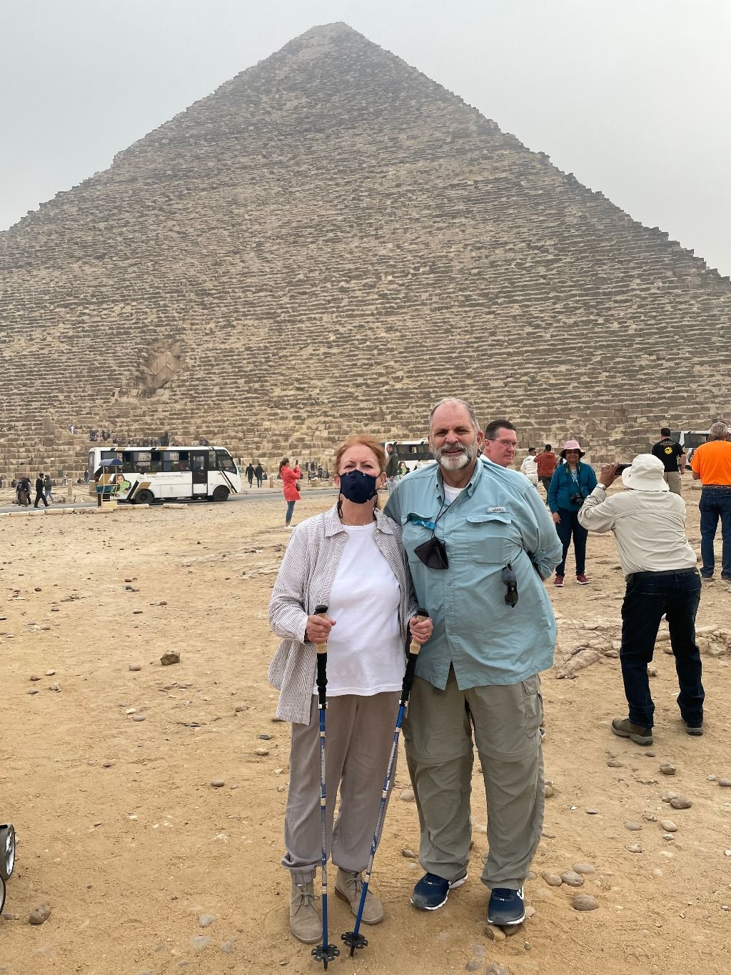 Hank &amp; Anne in front of the Great Pyramid